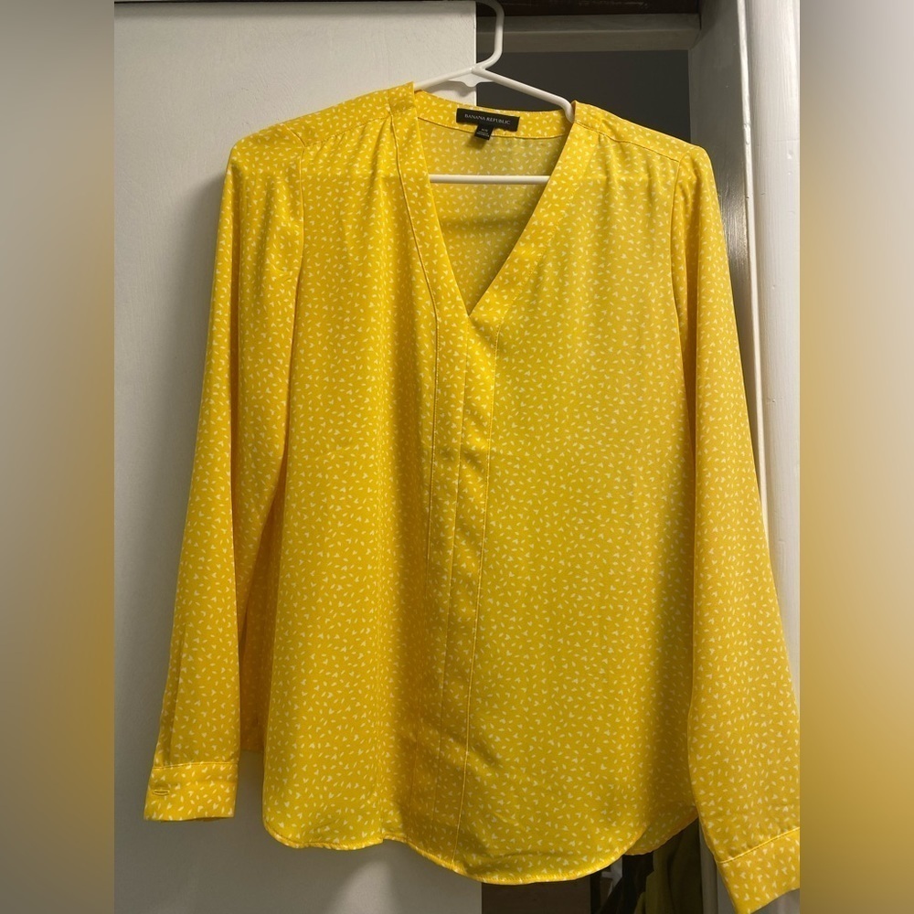 Banana Republic Blouse size XS